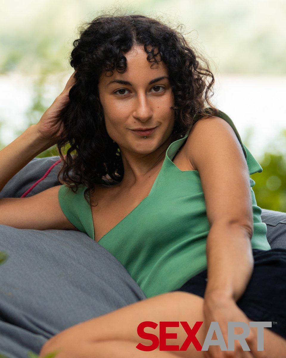 SexArt's tweet photo. If looks could flirt....
#SexArt #MetArtNetwork #AishaVale
Photographer: David Menich @Menichprod https://t.co/ybbCdnWagj