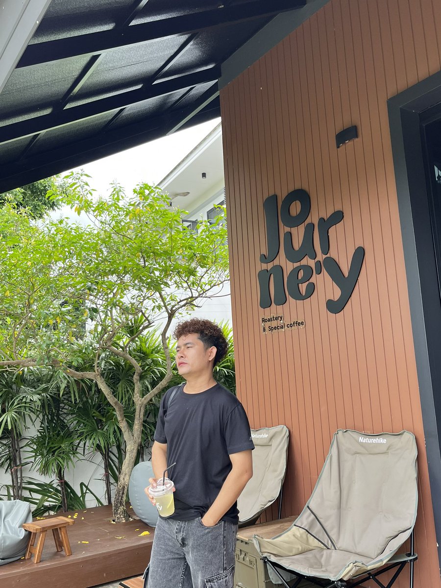kridsadathai's tweet photo. เหงา โสด! https://t.co/ALNeGstB9P