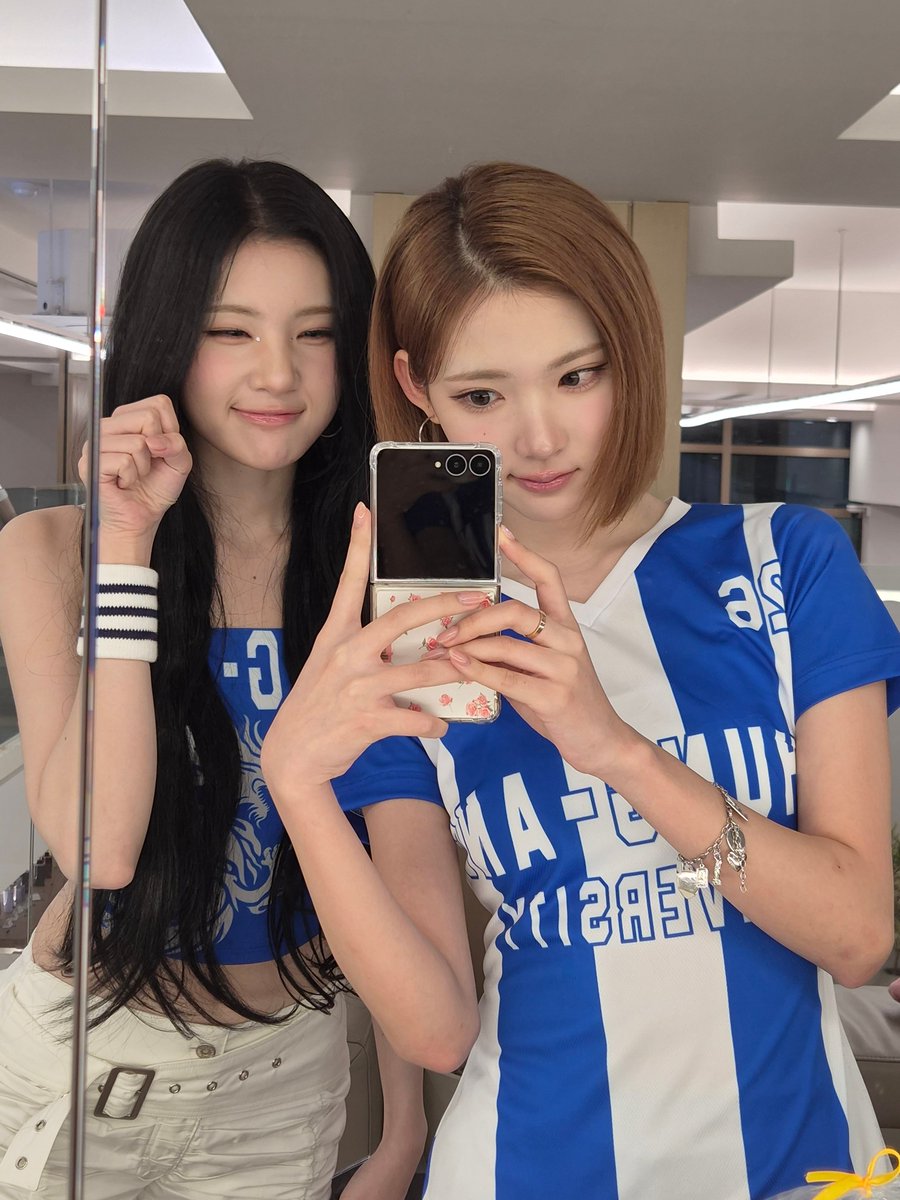 anvil_Ting's tweet photo. #하츄트친소 #하투하트친소

우주즈 좋아하는 교복 하츄랑 트친해여💕 https://t.co/KlFBZurC9y