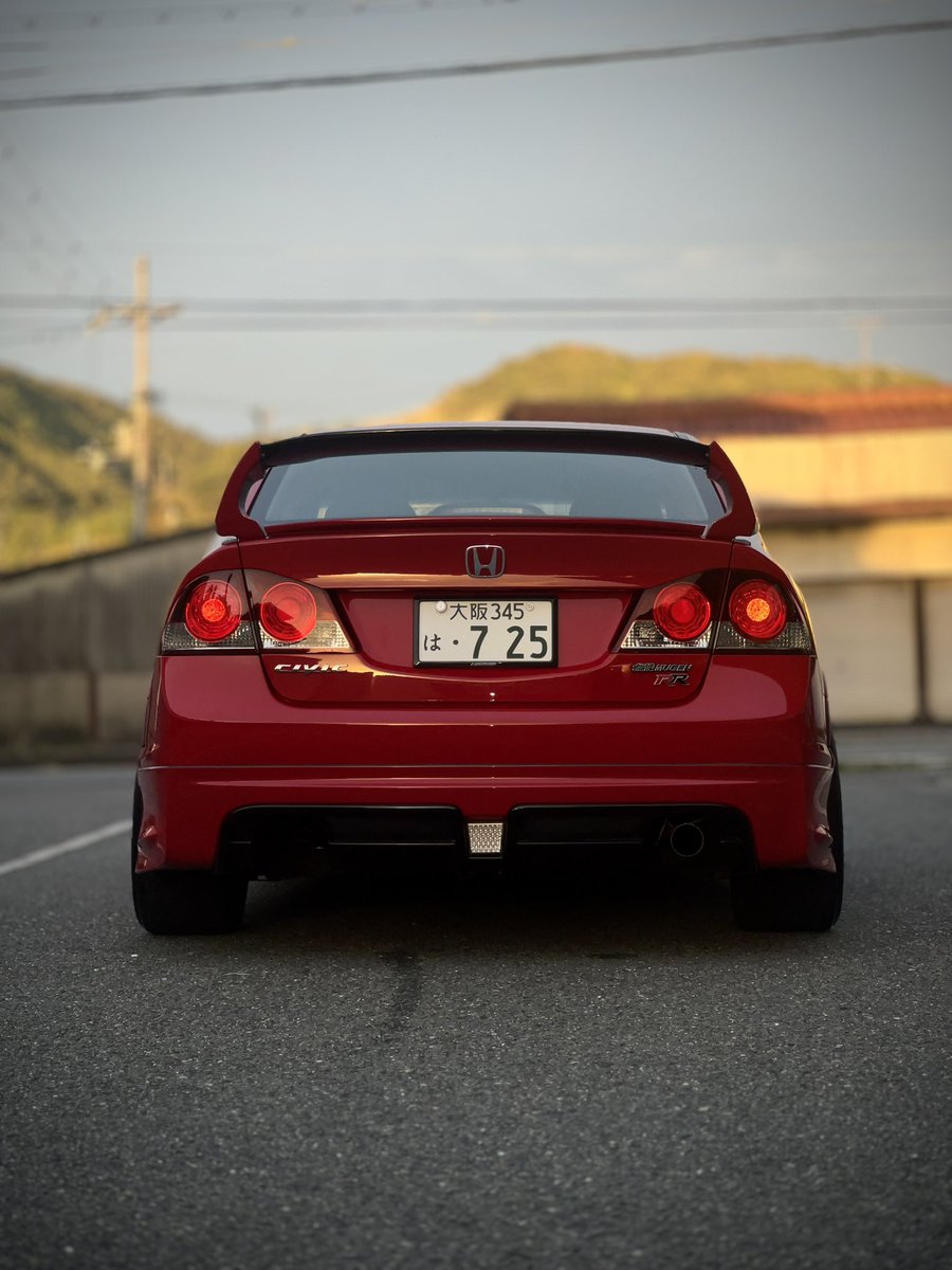 rr_company's tweet photo. 朝から洗車→ボディーとフロント&amp;リアガラスの磨き→コーティング→ホイールにザイモールのワックス塗布→拭き取り…
9時間掛けて「鈴鹿スペシャル」完成✨

明日来られる方は宜しくお願いします🙇

＃タイプRオフ鈴鹿で会いましょう2026
#HondaAllITypeRWorldMeeting2026inSuzuk https://t.co/hIDTaWC4kc
