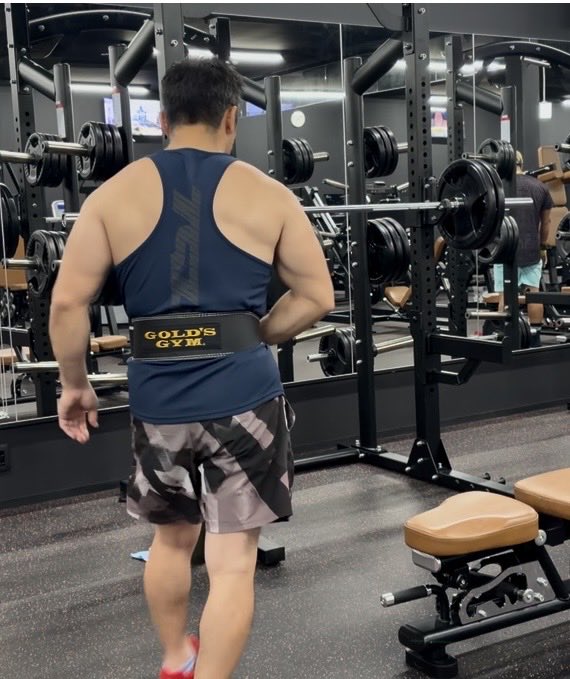 fujinosasuke's tweet photo. ジム入会から1週間🏋️‍♀️毎日筋肉痛💪#ぜってーデカくなる 同時に少食民には食トレがなかなか😅#ボディービル #フィジーク #フィットネス #fitness #スクワット https://t.co/j2sF1yHeff