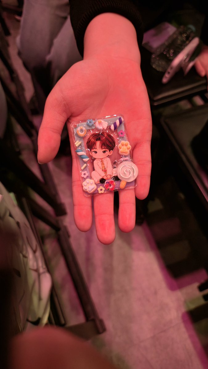 psb19191910 tweet picture