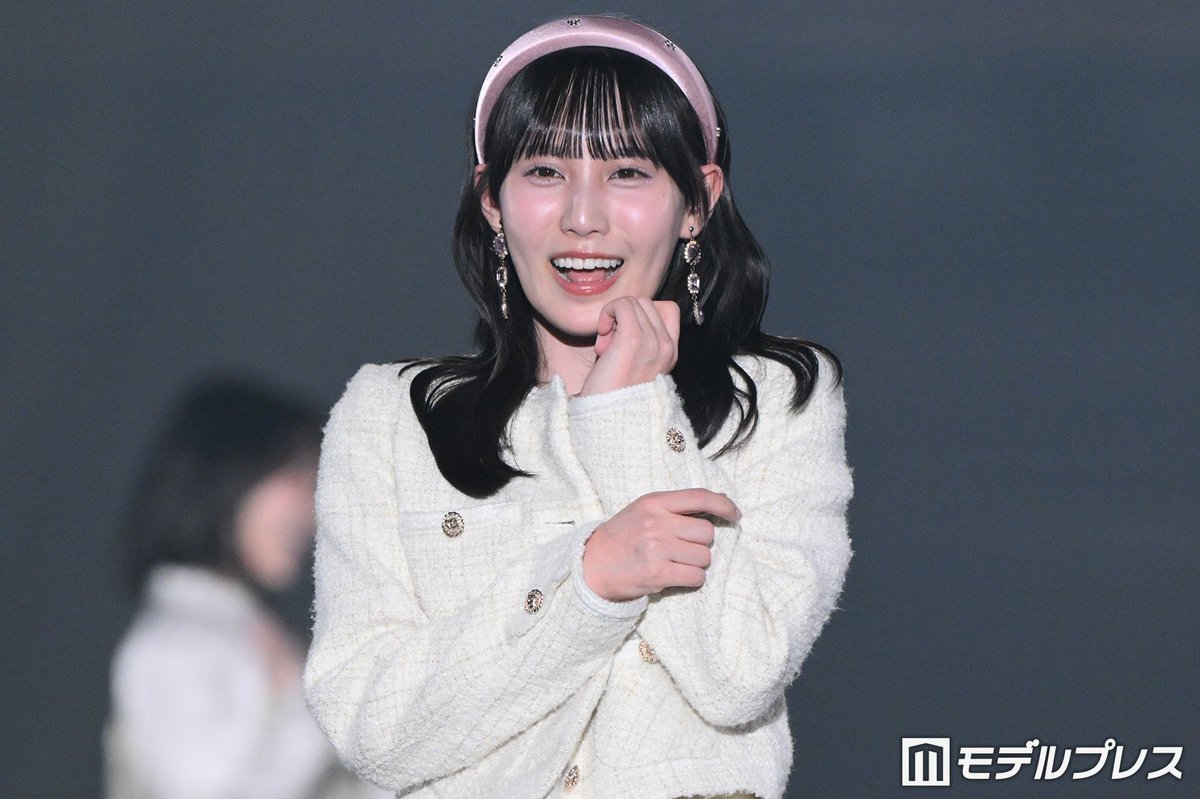 modelpress's tweet photo. 【IDOL RUNWAY COLLECTION 2026A/W🎀】

日向坂46松尾桜、シックなセットアップ
満開笑顔で魅了🌟
https://t.co/Fu2qxnYmhO

#IRC_TGC ▷アイドルランウェイ https://t.co/OzpE7JXoEV