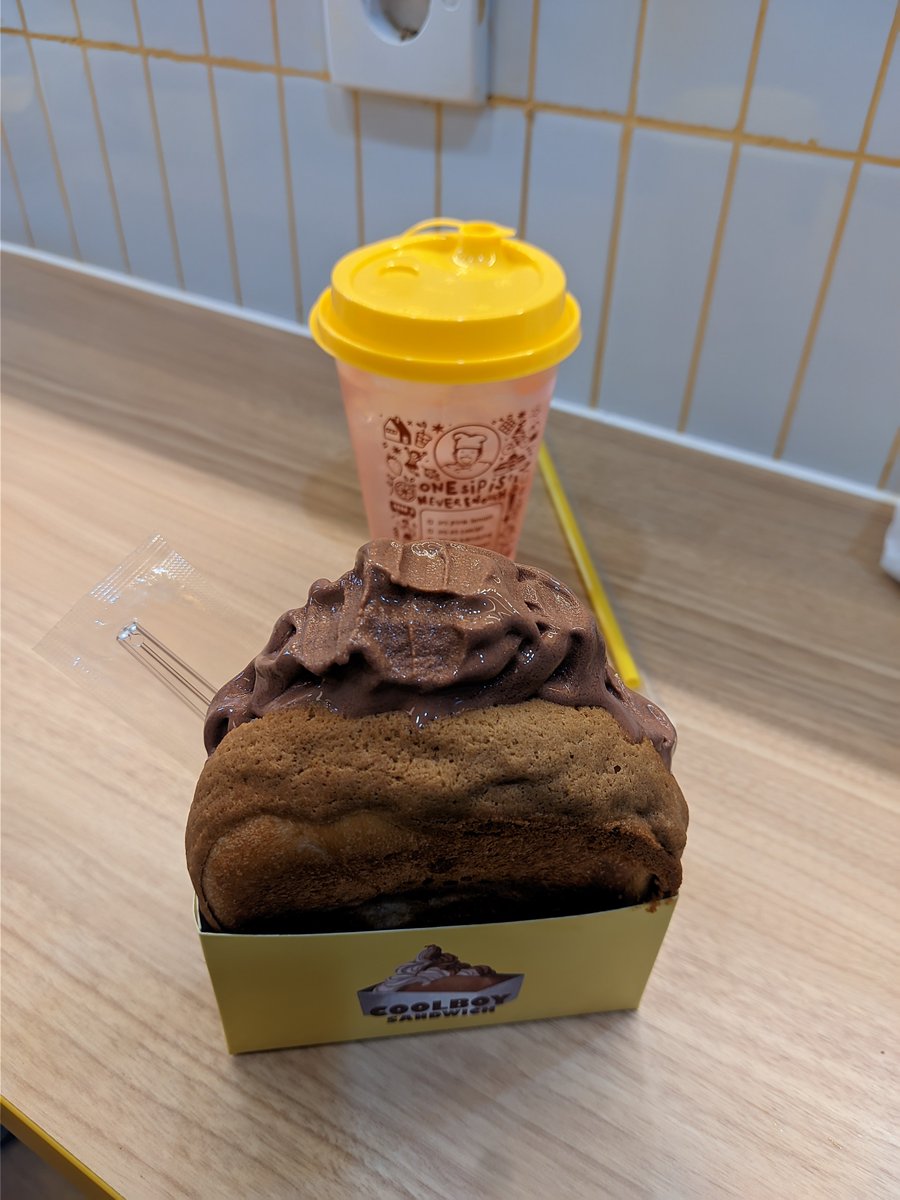 ladzadut's tweet photo. Enakkk 🤤 https://t.co/cDOoSwXhpT