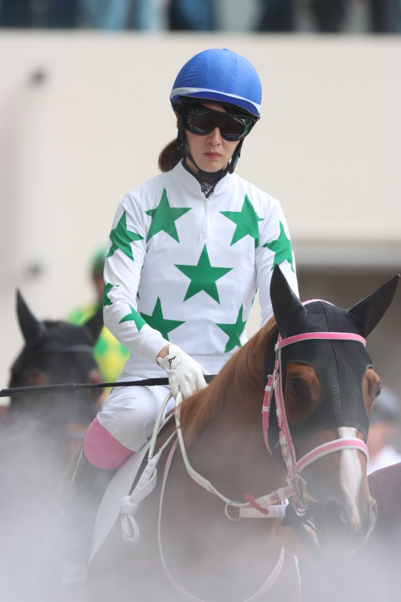 yasu_REF1429's tweet photo. 9/20 阪神競馬場 12レース

ニーナバイリッカ×永島まなみ

#阪神競馬場
#ニーナバイリッカ
#永島まなみ https://t.co/c4zyXEGw8g