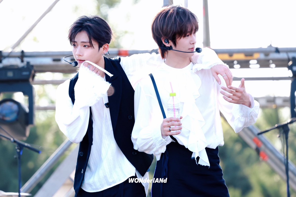 wonderland4axsw's tweet photo. 260920

#이상원 #조우안신
#SANGWON #ANXIN #상원 #안신
#LEESANGWON #ZHOUANXIN
#미묘즈 #WONXIN #닞원 #앗신
#알파드라이브원                      #ALPHADRIVEONE https://t.co/52WqEPpCsx