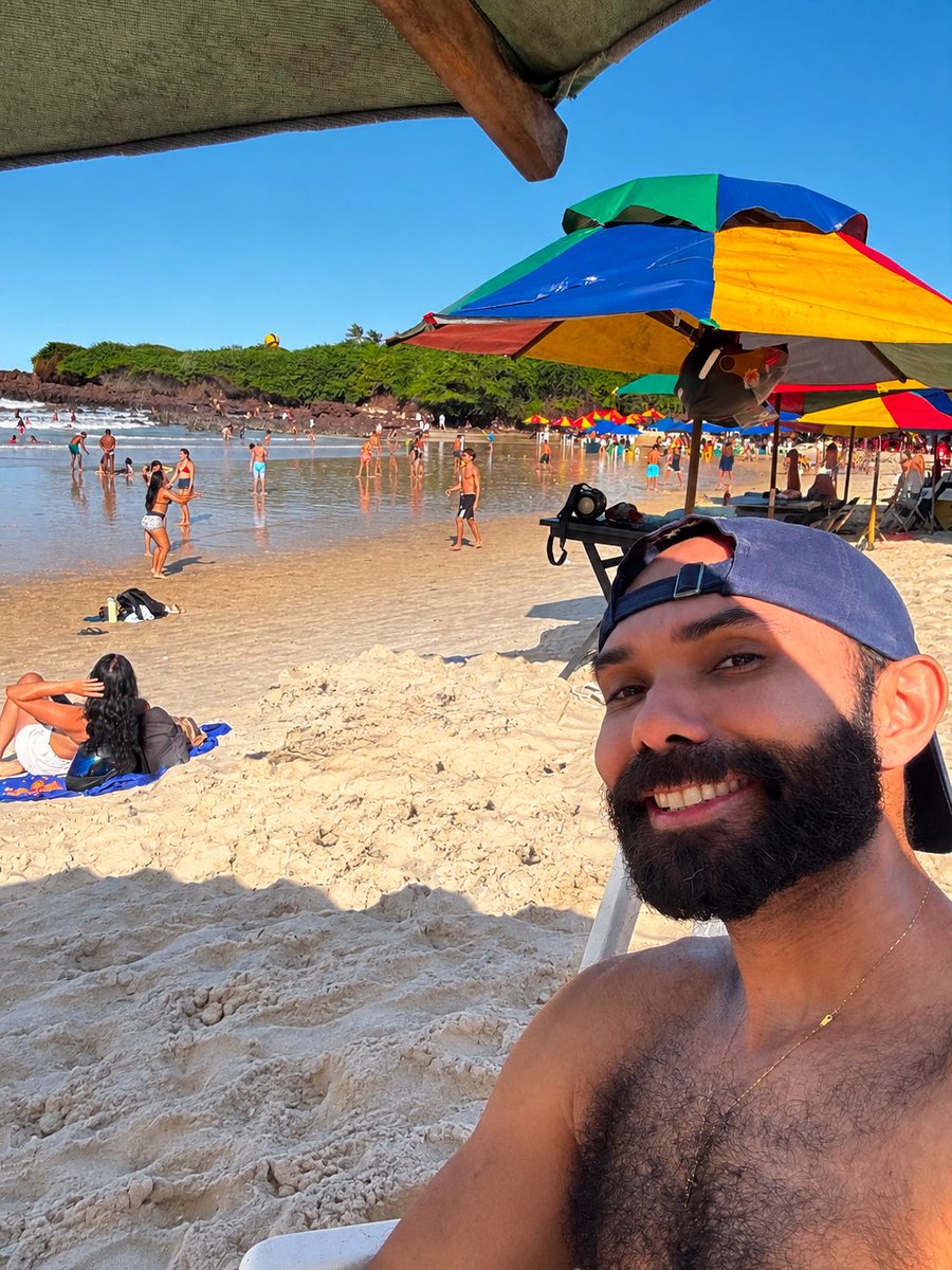 sigarichardson's tweet photo. Prainhaaaaa #Praia #Man #HomemDeBarba #HomemPeludo #PeitoPeludo https://t.co/OIaQ1HyZ0j