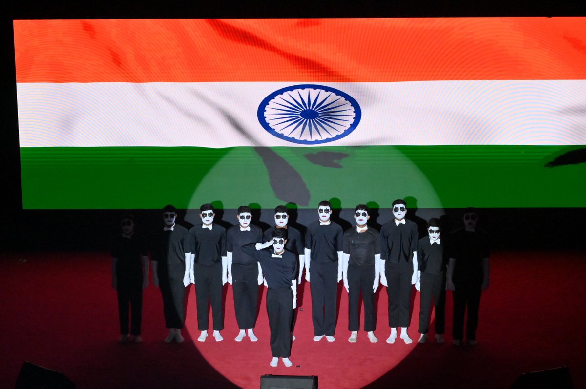 IN_WNC's tweet photo. #INHSAsvini, the oldest and largest hospital of #IndianNavy, celebrated its Platinum Jubilee on 18 Sep 26 with a spectacular, vibrant and lively Cultural Evening marked with soulful, energetic and enthralling performances by Ship’s Company and Nursing Cadets of #INHSAsvini. VAdm Sanjay Vatsayan #FOCINC #WNC graced the prestigious event as the Chief Guest. Veteran #Bollywood Actor, #RazaMurad, also graced the evening as the esteemed Guest of Honour. Release of a special Postage Cover, Platinum Jubilee Coffee Table Book, 75 Interesting Clinical Cases, Handbook of Pediatric Oncology and 75th edition of magazine Asvini Calling highlighted the evening.

@indiannavy
@IndiannavyMedia
@dgafms_mod
@IN_Asvini