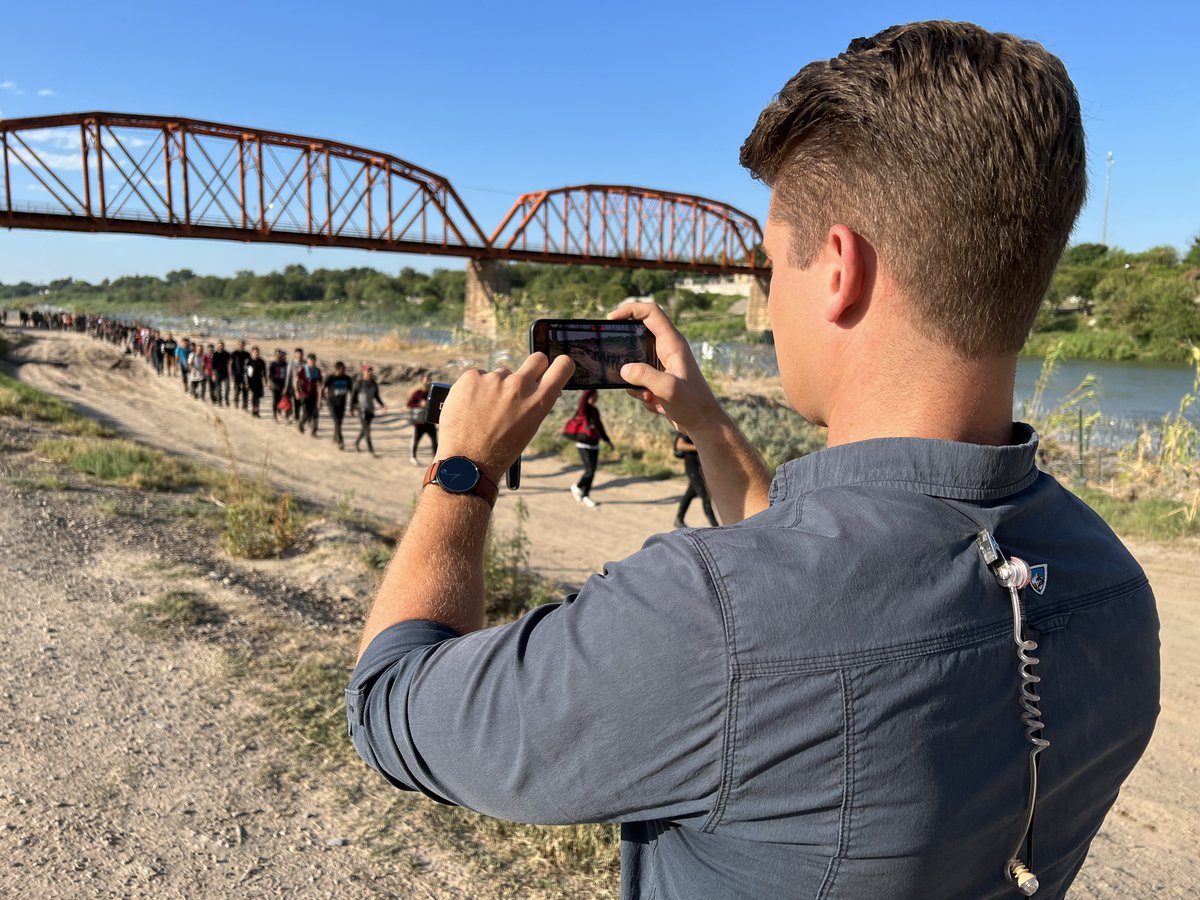 BillMelugin_'s tweet photo. My phone just pinged me with an “on this day” memory from this day three years ago on 9/20/23.

We were in Eagle Pass, TX and witnessed a mass illegal crossing of more than 4,000 illegal aliens crossing in one single spot in just two hours, leading to CBP having to shut down the nearby international bridges & ports of entry.

@FoxNews was the only network there. 

The only resistance offered was Texas military & DPS assets which had placed razor wire at the edge of the river, but the Biden Border Patrol cut through it and in one infamous case, even used heavy machinery to lift it out of the way so the illegal aliens could proceed into the U.S. 

A complete free for all that day - and it would get even worse three months later in December 2023 when the illegal crossings reached the highest ever recorded in U.S. history with more than 11,000 in a single day.