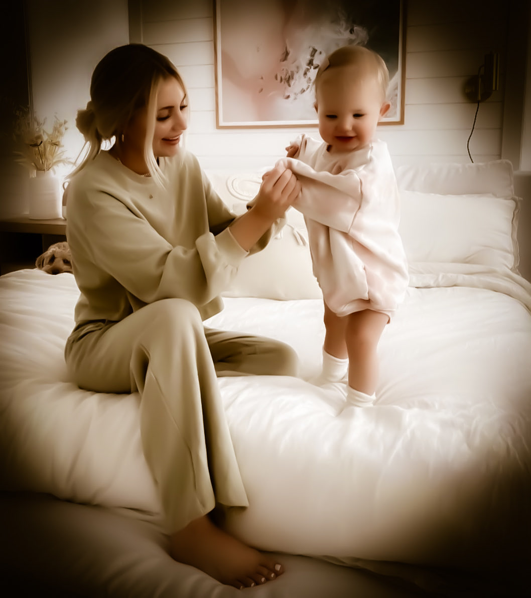 Seullvet's tweet photo. ….    [ Mi pequeña niña... mamá la quiere mucho! ] — 💛 https://t.co/DiGjVFW5ly