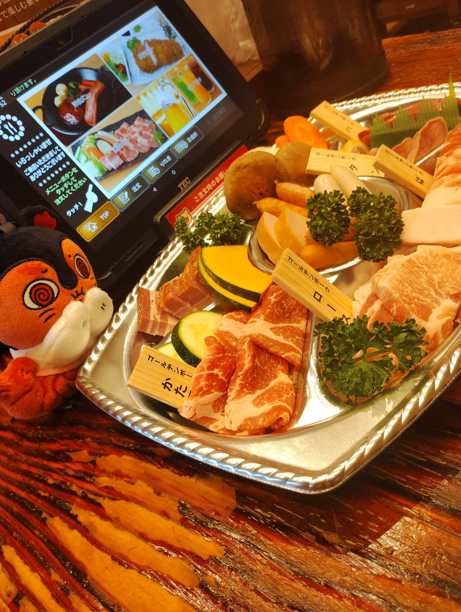 m45_km's tweet photo. 肉肉肉 https://t.co/lmGYcdkv2r