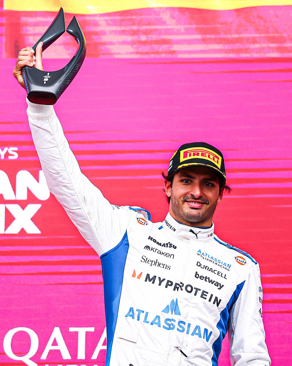 SkySportsF1's tweet photo. Carlos' podium last year 💙 https://t.co/amD5epTWQZ
