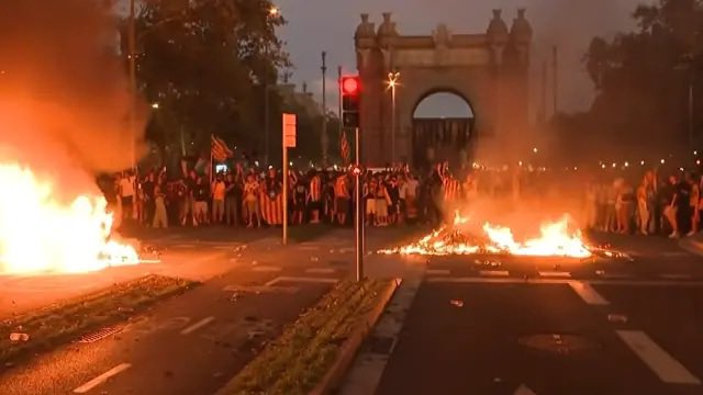 Giustarini_'s tweet photo. Con lo que Pedro Saunas entiende por #Convivencia, me temo lo peor para #Ceuta https://t.co/mqKgibPJdi