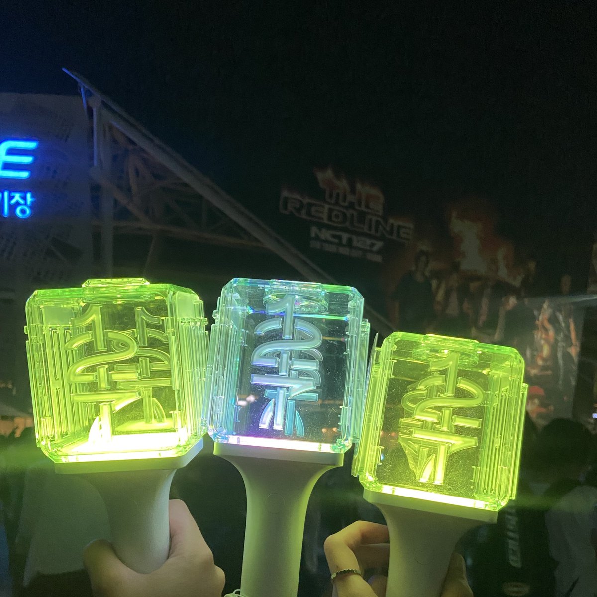 fromhcluv's tweet photo. 🚗🤟🤟😌😌💚💚💚 https://t.co/qczvnx3sSx