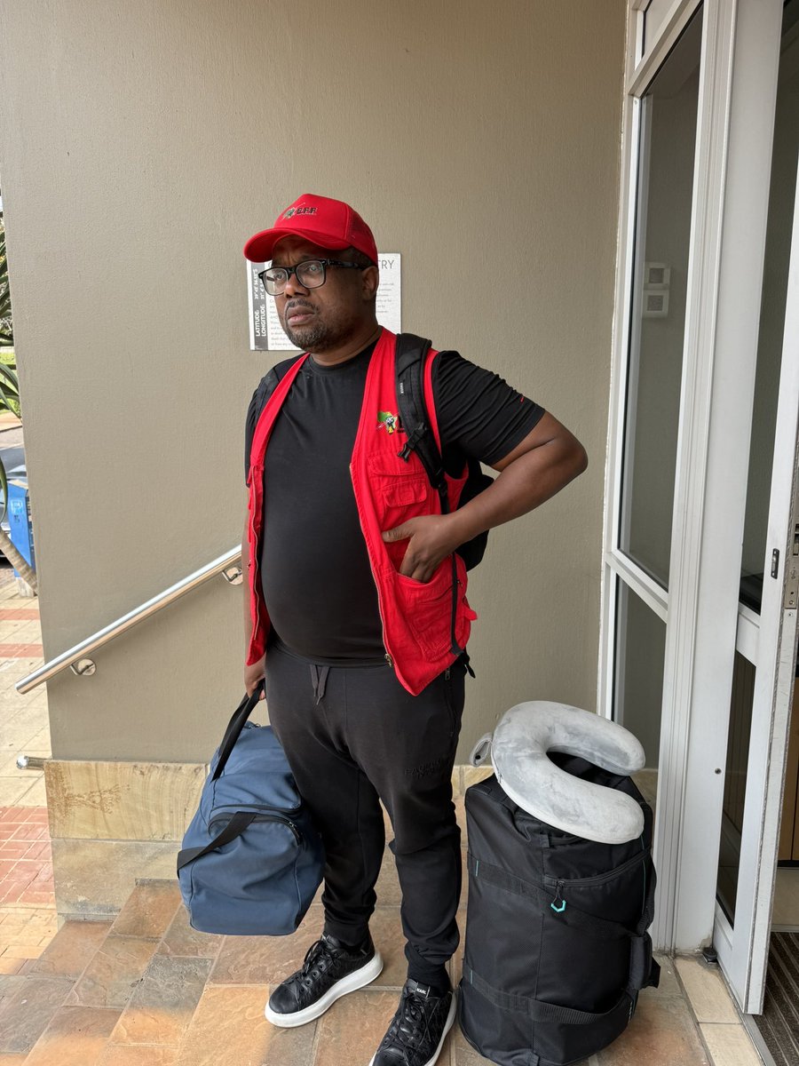 AyeeNdeM's tweet photo. Best Head of Elections in the country!! 🔥🔥🔥🔥🔥🔥🔥🔥🔥

They know him eNanda!! They will never forget him !! 

He pulled the biggest rally eNanda ever https://t.co/Vw2284fddJ