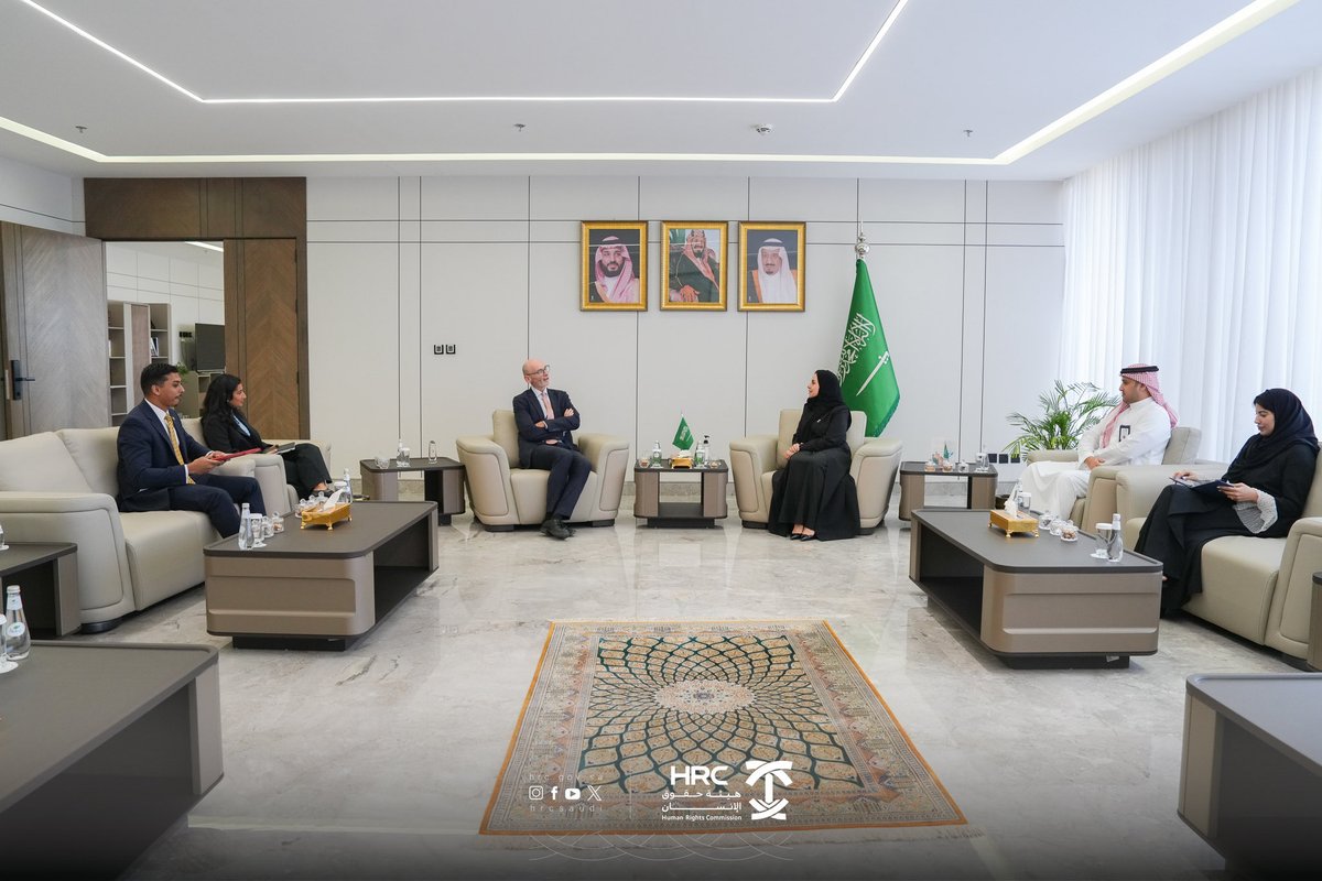 صور من الزيارة