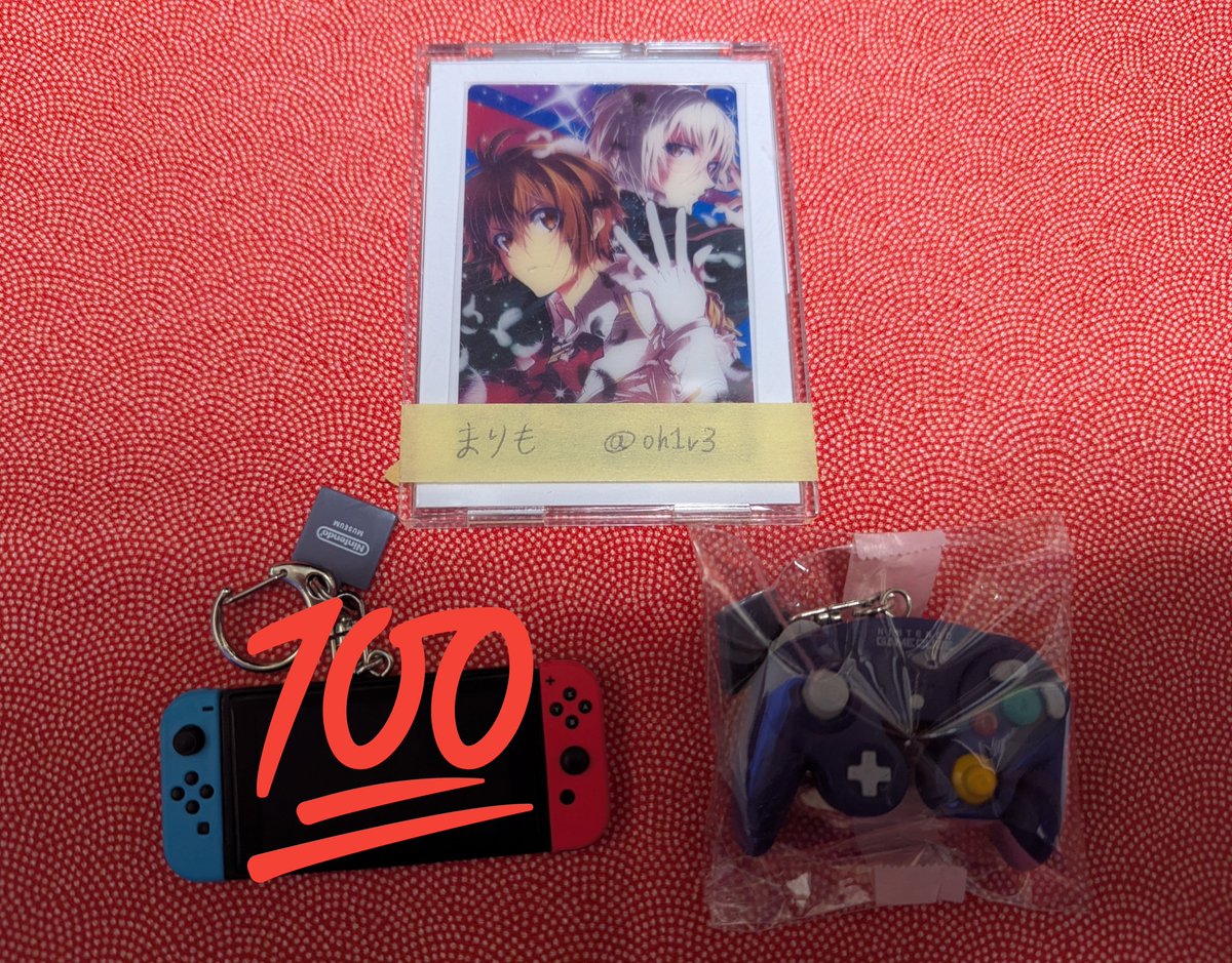 oh1v3's tweet photo. 【交換】ニンテンドーミュージアム　ゲームハード　キーホルダー

譲→ゲームキューブ

求→wii

郵送での交換希望です。
検索からでもお気軽にお声掛けください。 https://t.co/s5mmj7ybjC