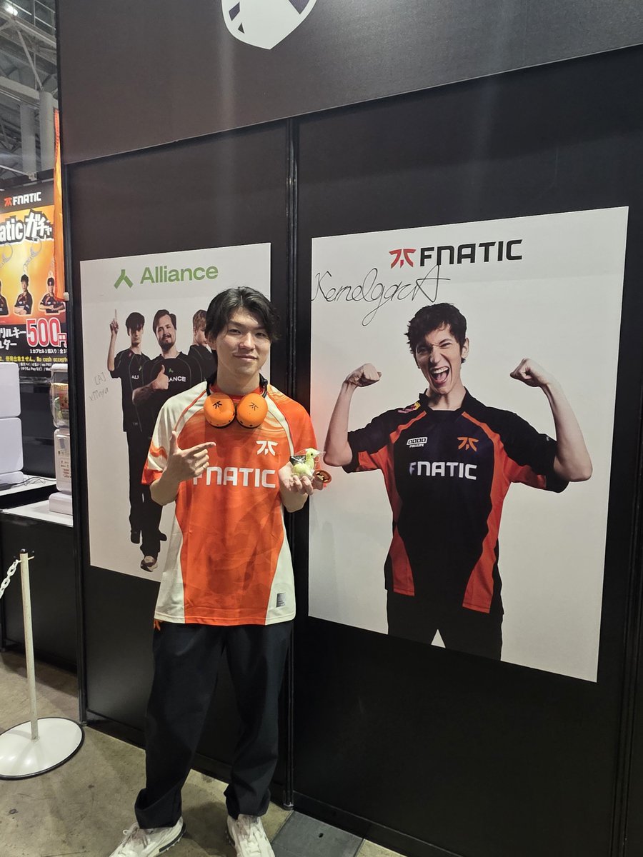 ApHalchi's tweet photo. いつも本当にありがとう🫶🏻︎
大変なことばかりだと思うけど、体調に気をつけて、自分の集中できる環境でLCQに向けてファイトです!
これからも全力応援👊🏻🔥
#FNCWIN https://t.co/tkVOF5fBEk