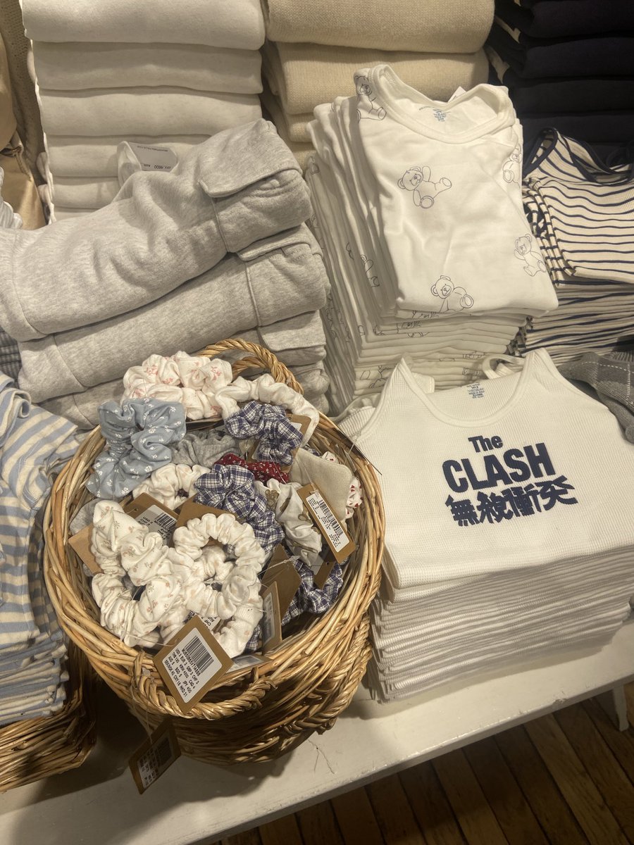 iluvsleepingp's tweet photo. รับหิ้วจีน (เซี่ยงไฮ้) 🇨🇳 
Brandy, Subdued, Miniso, อื่นๆ
วันนี้-กลับ25
เรท 5.5 
สอบถามพต.เดมได้เลยค่า 🙆🏻‍♀️

#หิ้วจีน #รับหิ้วจีน #พรีออเดอร์จีน #พรีออเดอร์ #พรีbrandy #หิ้วbrandy #หิ้วsubdued https://t.co/TMZp1KLAvm