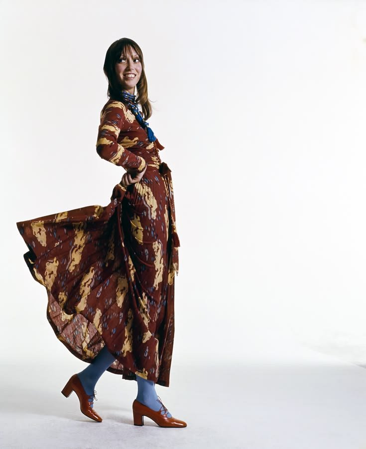 findtheture's tweet photo. Shelley Duvall for Vogue Magazine,1971.
Photographer: Bart Stern https://t.co/F2wwXdvduH