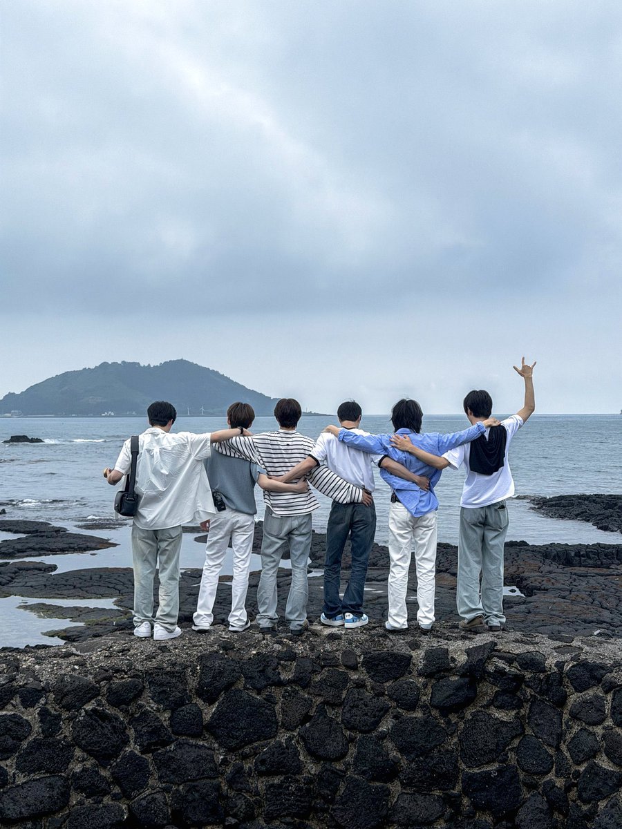 oz5___'s tweet photo. #시즈니트친소 #시즈니_트친소
트찐인 저랑 트친하실뿐~~~~
진입장벽완전낮아여🥹
초멘초뎀초반 다가능하니가 아무나 오십쇼!!!!

트친들 인알해줘...🫰🫰
♡-ff
rt-dm+ff https://t.co/aMYcaJSJb3