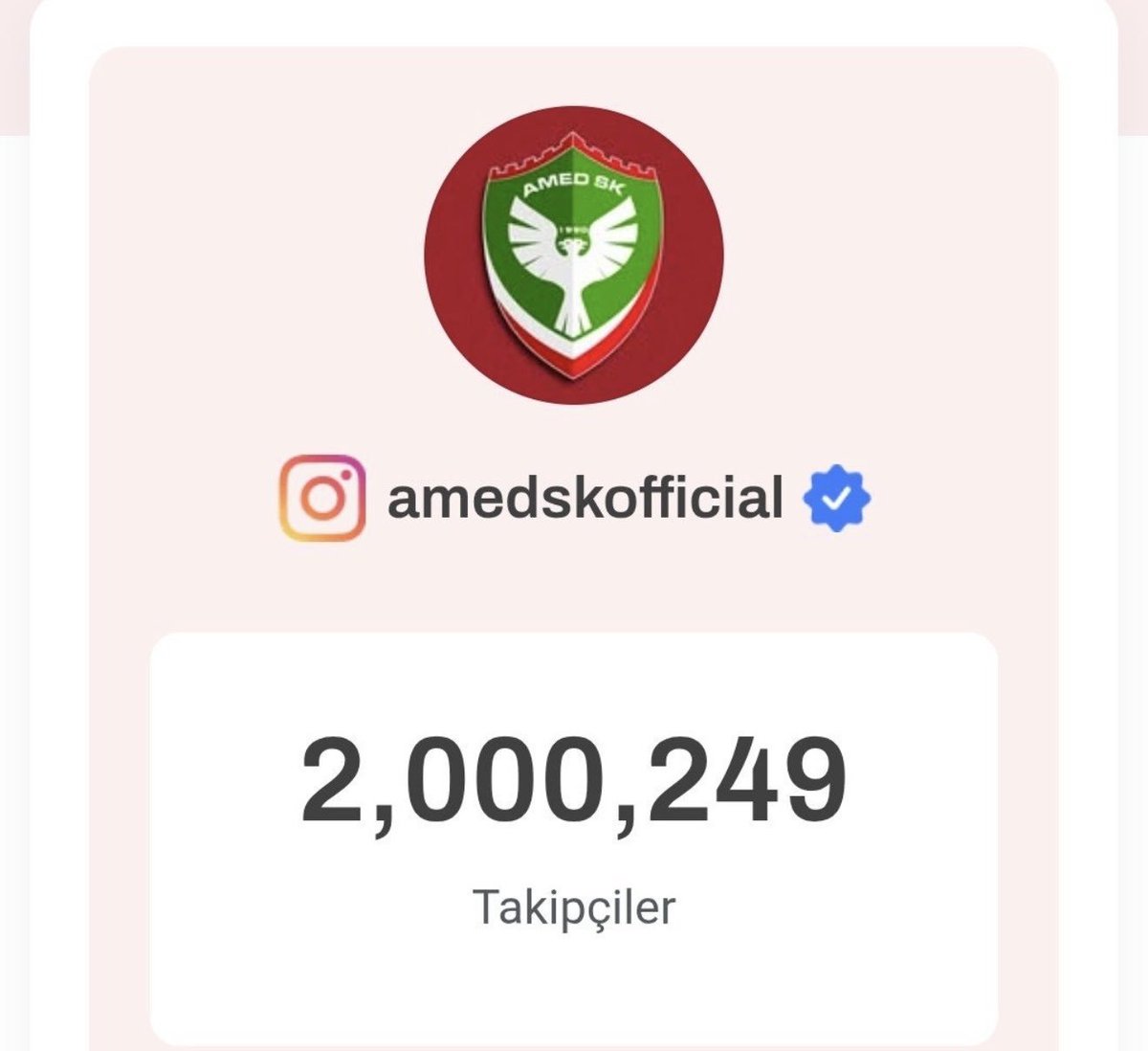 floki_Arhat's tweet photo. Milyonların aşkına al bu maçı ♥️💚
#AMDveBJK
#Amedspor https://t.co/TBdmqUyFks