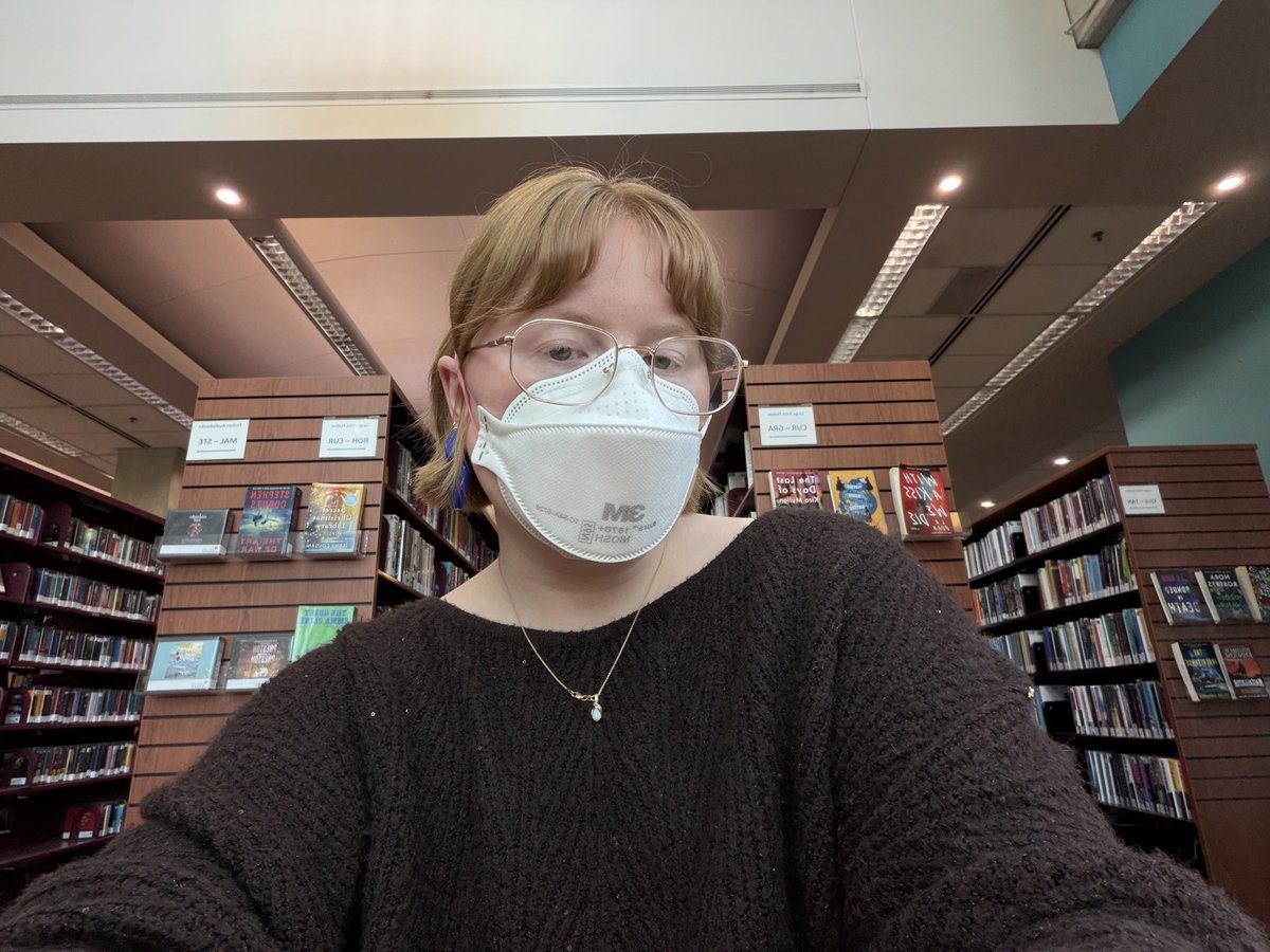 hostbodyhan's tweet photo. i live at the library https://t.co/5IAHJn7PxZ