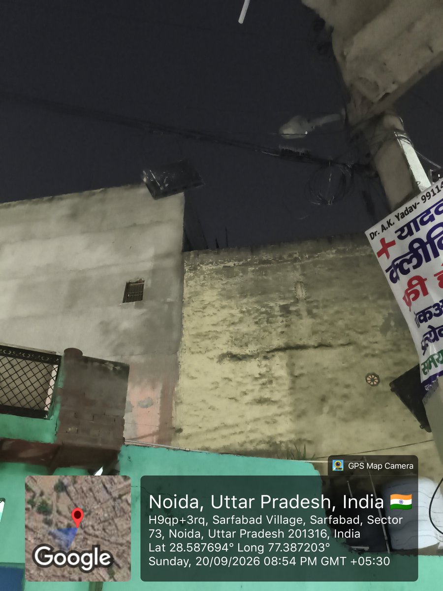 Sachingaurik01's tweet photo. @noida_authority बेशर्मी की सभी हदें पार फर्जी पोस्ट कर कर कर नोएडा अथॉरिटी अपने आप को सही दिख रही है पिछले 3 महीने से लगातार यह पोस्ट कर रहा हूं सर्फाबाद गांव में अधिकतम लाइट खराब है रोड खराब है सीवर रोड पर बह रहे हैं पर सुनने वाला कोई नहीं @CeoNoida hawabaji Puri https://t.co/kEh87E94o6