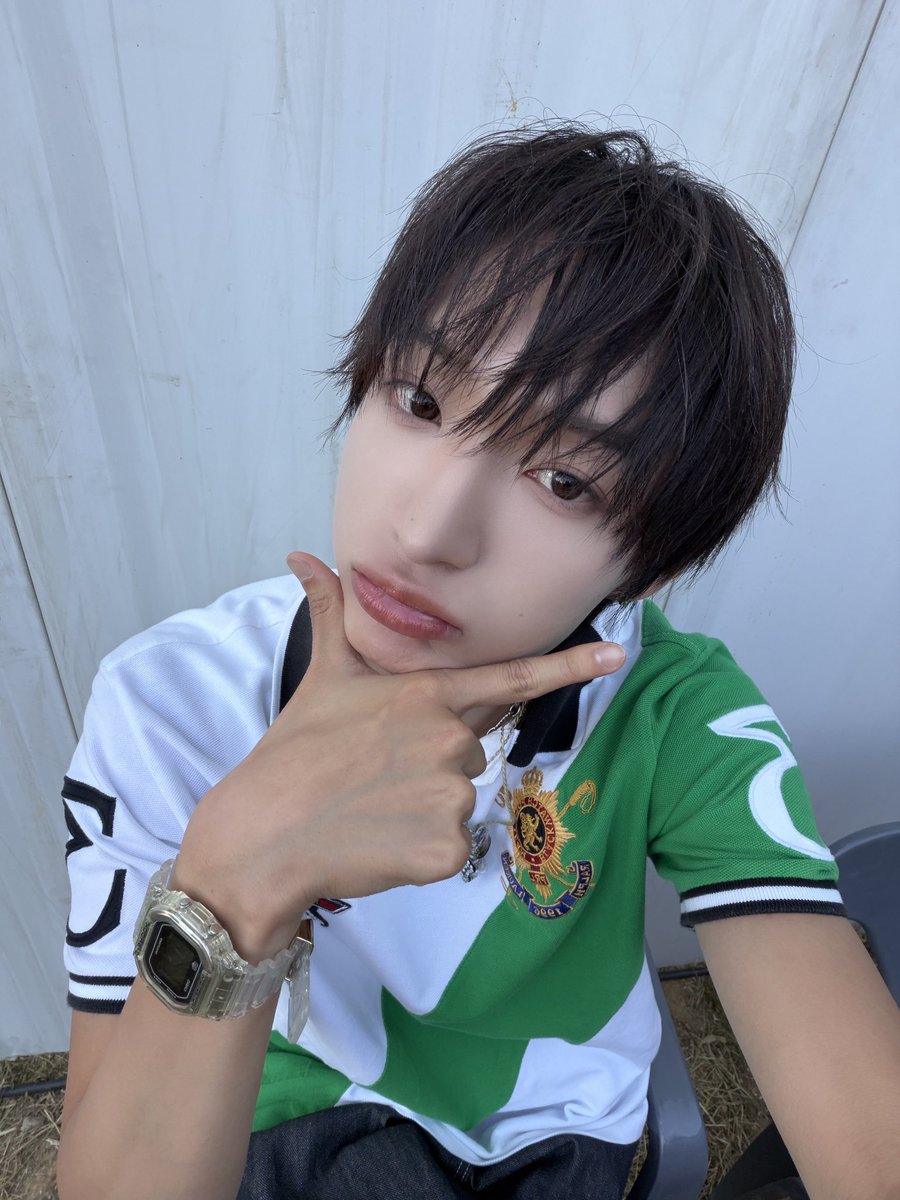 2dhinging's tweet photo. 물에 빠진 개구리같네 https://t.co/6TiiJQq2Vf