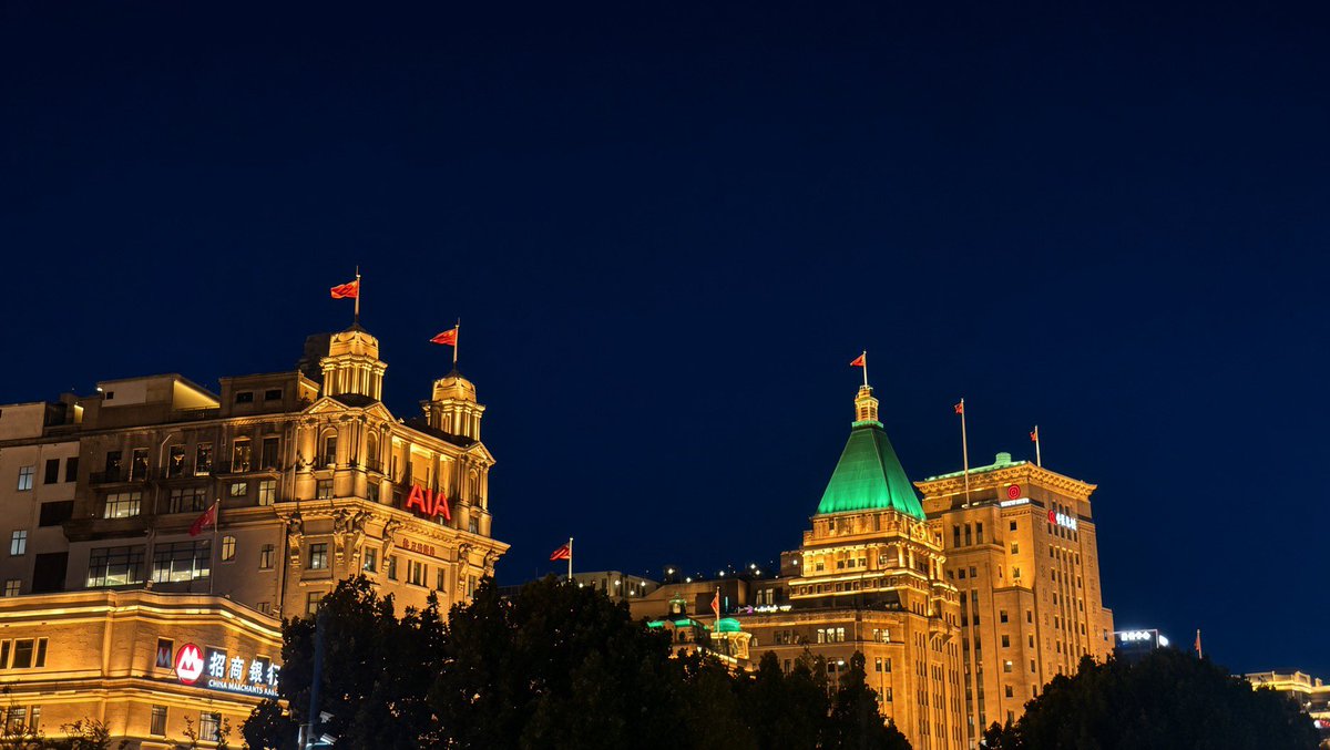 yb36915898's tweet photo. 2026.09.20 
Shanghai Bund night view https://t.co/YxBA9e5PDO