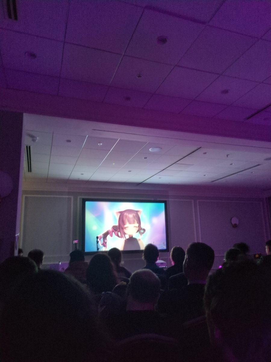 Yunoxaa's tweet photo. I had such an amazing time at #SHONCON2026 !! Was a little bit late to try the baking, but the concert was incredible and I even got to meet shondo after :D Truly the greatest convention of all time. Even got a free ball! https://t.co/vhg7qt6i8H