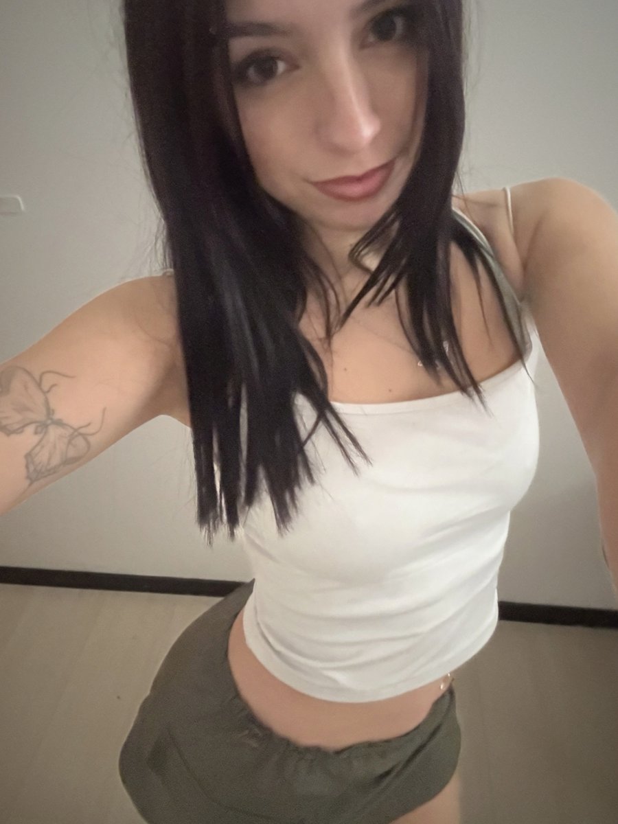 jadeprincess90's tweet photo. perhaps luck is in the air today https://t.co/MLqkdEUrSs