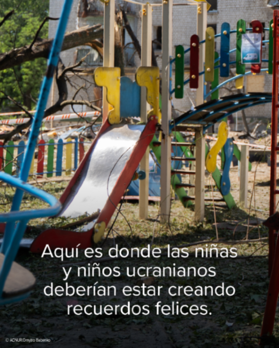 ACNURspain's tweet photo. Los parques infantiles deberían estar llenos de risas y de juegos. No de cicatrices de guerra.

Como este parque en Ucrania, golpeado por un ataque ruso.

Esta no debería ser la nueva normalidad para ningún niño. https://t.co/nqy5FG0G2B