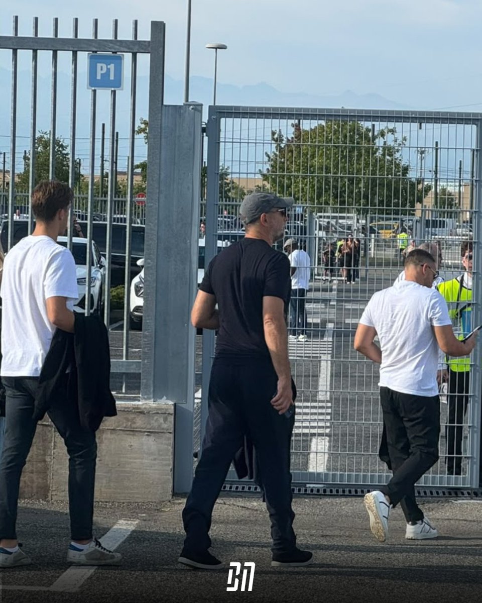ilbianconerocom's tweet photo. Igor Tudor all'Allianz Stadium per Juventus-Atalanta 👋 https://t.co/NbliKxQjAs