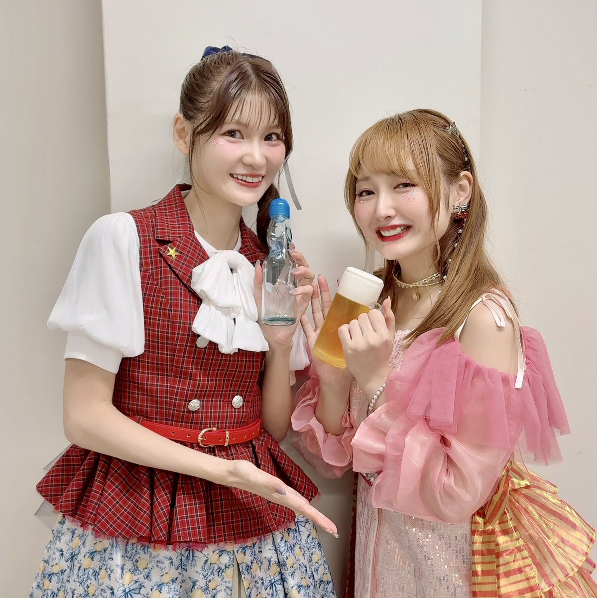 uynekire's tweet photo. 『THE IDOLM@STER MILLION LIVE! 14thLIVE DAY2 Blooming Sign』
🍋百瀬莉緒役 山口立花子
横山奈緒役 渡部優衣が出演させて頂きました。これまで支えて下さったプロデューサー様、スタッフ・演者の皆様のお陰で今日という日が迎えられました。
心より感謝申し上げます。
#山口立花子 #渡部優衣 #14th https://t.co/A0btYzJxEe