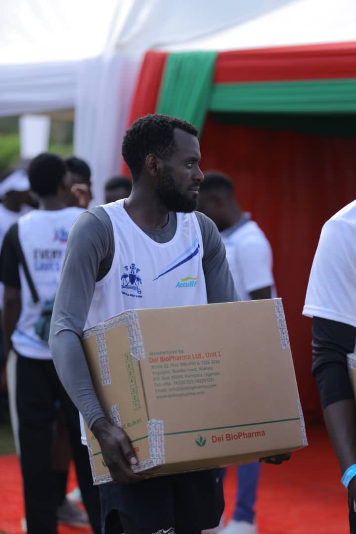 Atuhairecarol10's tweet photo. .@DeiBioPharma donates 30,000 doses of Hyxurea to @PharmacistsUg to support the fight against sickle cell disease. 

The donation follows the #SickleCellRun, which raises awareness and supports communities and families affected by sickle cell disease in the Busoga region. https://t.co/w5u44zwp0K