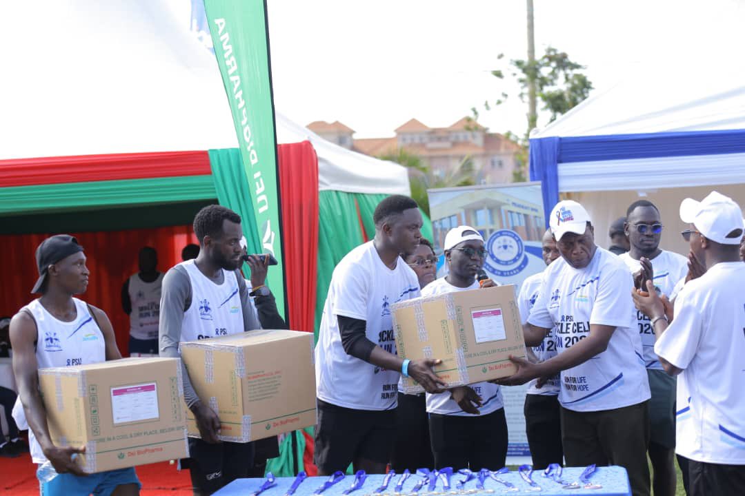 Atuhairecarol10's tweet photo. .@DeiBioPharma donates 30,000 doses of Hyxurea to @PharmacistsUg to support the fight against sickle cell disease. 

The donation follows the #SickleCellRun, which raises awareness and supports communities and families affected by sickle cell disease in the Busoga region. https://t.co/w5u44zwp0K