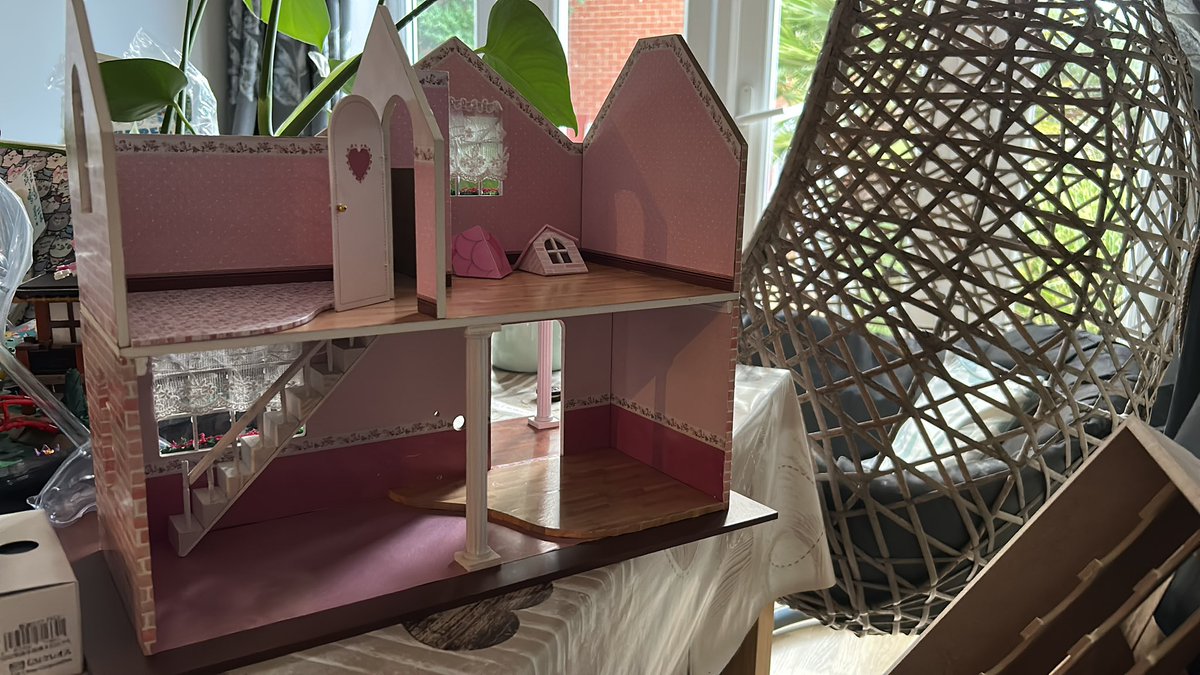 DrJas_Cheung's tweet photo. Week no. 8 progress so far
#Dollhouse #MiniatureDecor #PinkAesthetic https://t.co/DuaLn7nrfJ