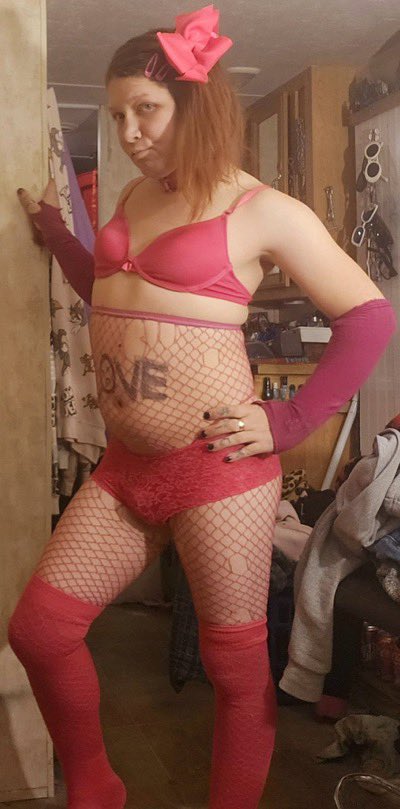 SissyPublish's tweet photo. It’s so easy to be permanently expose online…text mommy with your most embarrassing 🙈 pictures,let the world see who you’re 

https://t.co/3uWcB69l5R https://t.co/vJPdCN1Bvo