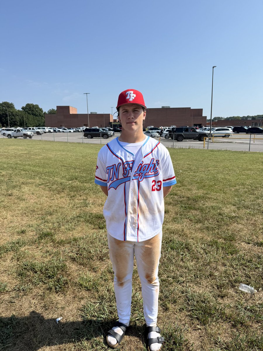 Real423Sports's tweet photo. Braylon White
TN Flight 16u 
William Blount High School 
@pbicamps Player of the Game https://t.co/MZ5QGUTZuE