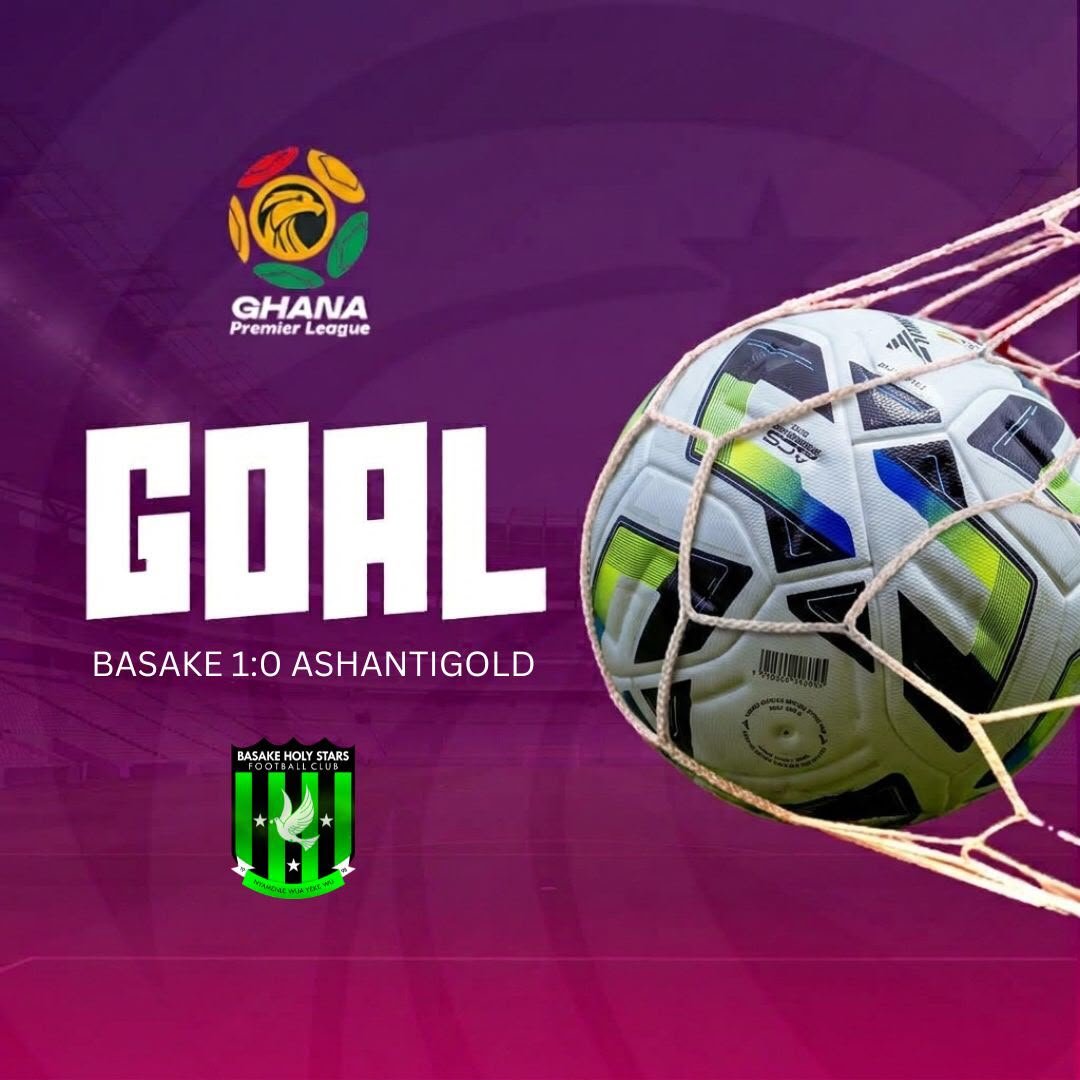 GhanaLeague's tweet photo. ⚽ GOAL

Hudson Joseph puts Basake Holy Stars ahead.

35' - Basake Holy Stars 1-0 AshantiGold 04

#GPL #GPLMW3 https://t.co/IwGg1TTz11