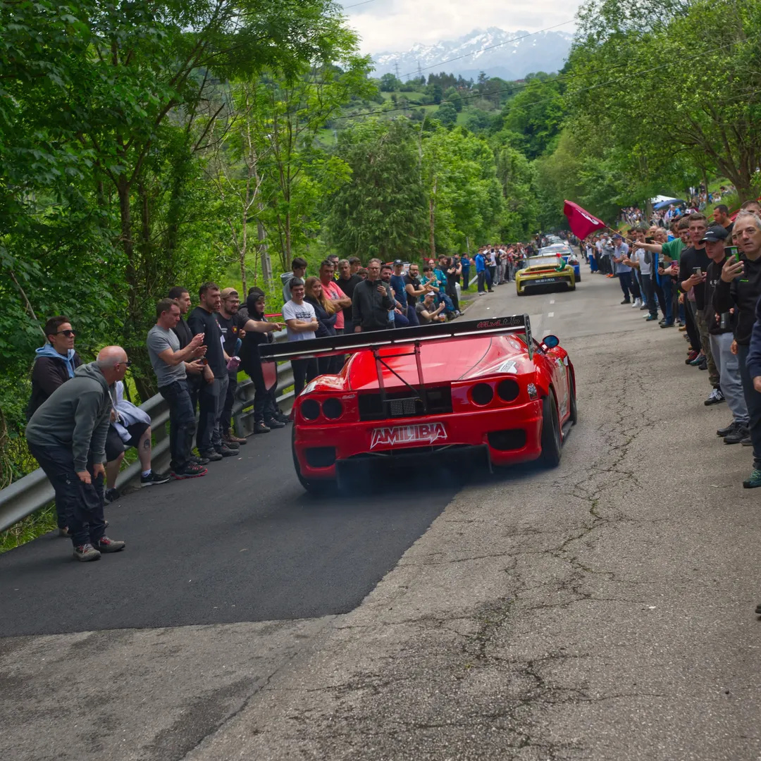 EstrellaIlt4's tweet photo. In love with the descents at the Fito International Hill Climb https://t.co/wiWb7r9NCG