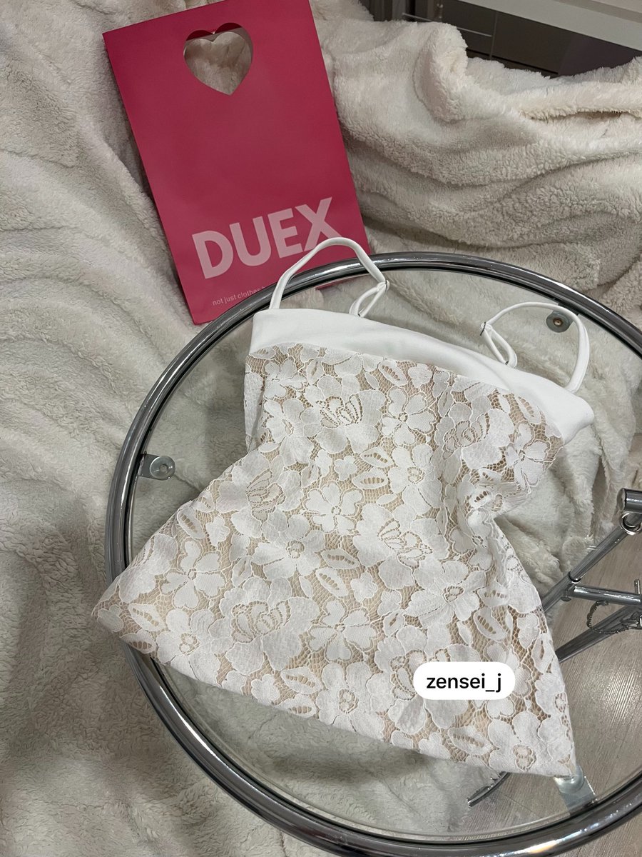 zensei_j's tweet photo. 330฿ รส  (พทห่างไกล+20฿) ลองใส่ครั้งเดียวงับ ไซส์ SM #duex #duexstudio #ส่งต่อเสื้อผ้า https://t.co/7FzmgNtA3F