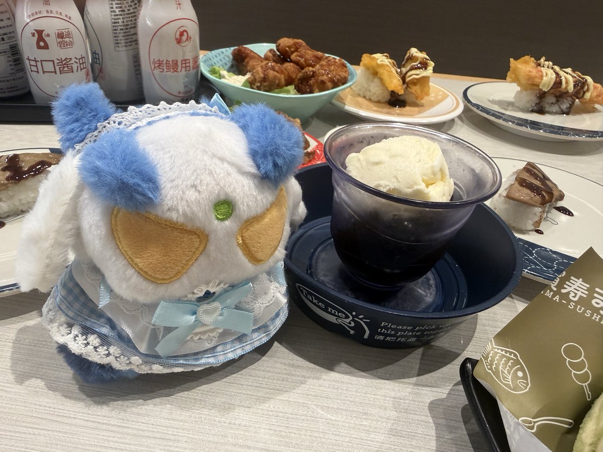 YuFanww's tweet photo. 🥄🍰 https://t.co/jK8iL0uvIk