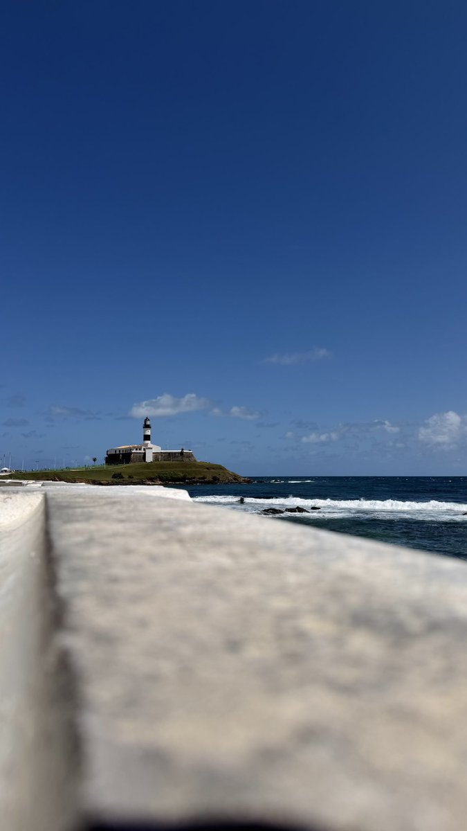 tryjhoon's tweet photo. Nem parece que estava caindo o mundo em Salvador https://t.co/GVnif8Z6uv