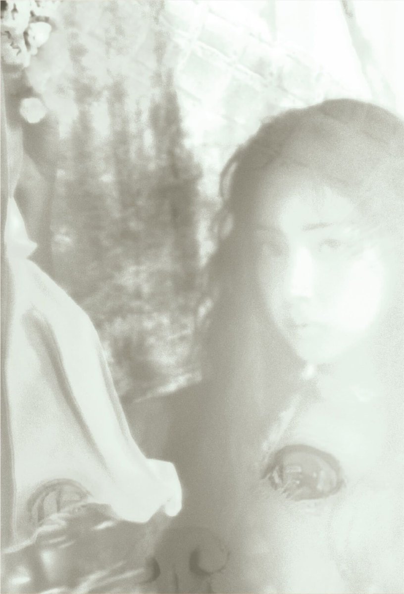 nmixxpics_'s tweet photo. NMIXX Concept Photo Spoiler for the upcoming comeback, "Strange Muse" (available after you pre-save) https://t.co/iSCUFu8FLx