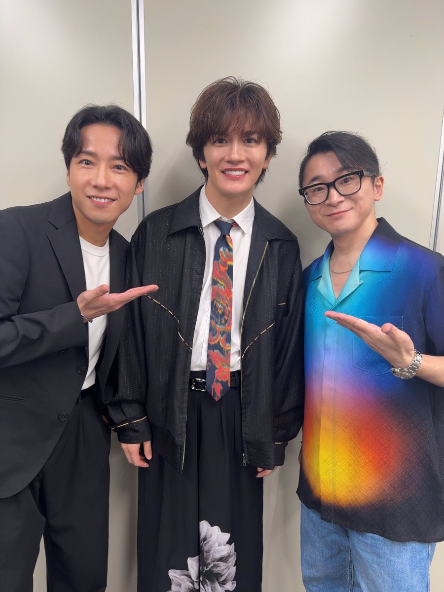 seiya0906's tweet photo. 「小西成弥 Birthday Event!! 2026」
東京公演ご来場いただきありがとうございました😊

ゲストの琢磨さん、阿部さん、そしてMCの昴くん！！
御三方のおかげさまで楽しいイベントになりました！！！

今日しか出来ないお話がたくさんでしたね😉
幸せ空間でした！！！

こに担のみんなの元気そうなお顔も見れて、こちらも元気もらいました！！

1部は『硝子の少年』2部は『歌になれ』を歌わせていただきました。
いかがでしたか！？

次は福岡です！！
実はチケットがまだありまして…迷っている方はぜひ遊びに来てくれたら嬉しいです☺️
（お願い！！！笑）
https://t.co/pSfhOJx2j8
