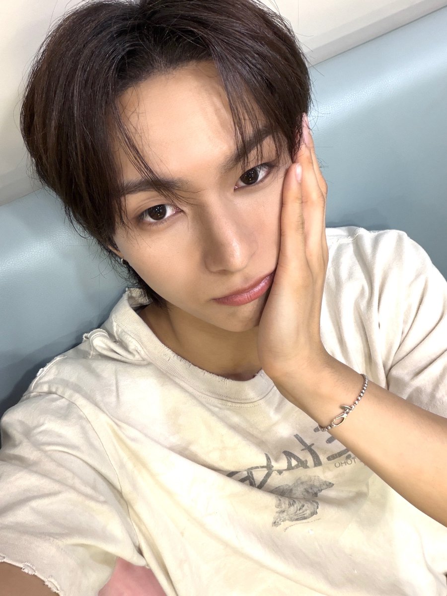 odebbl's tweet photo. 💌 260920 8:11 PM

📸
🦊 ta-da https://t.co/4QV6yTl2s6