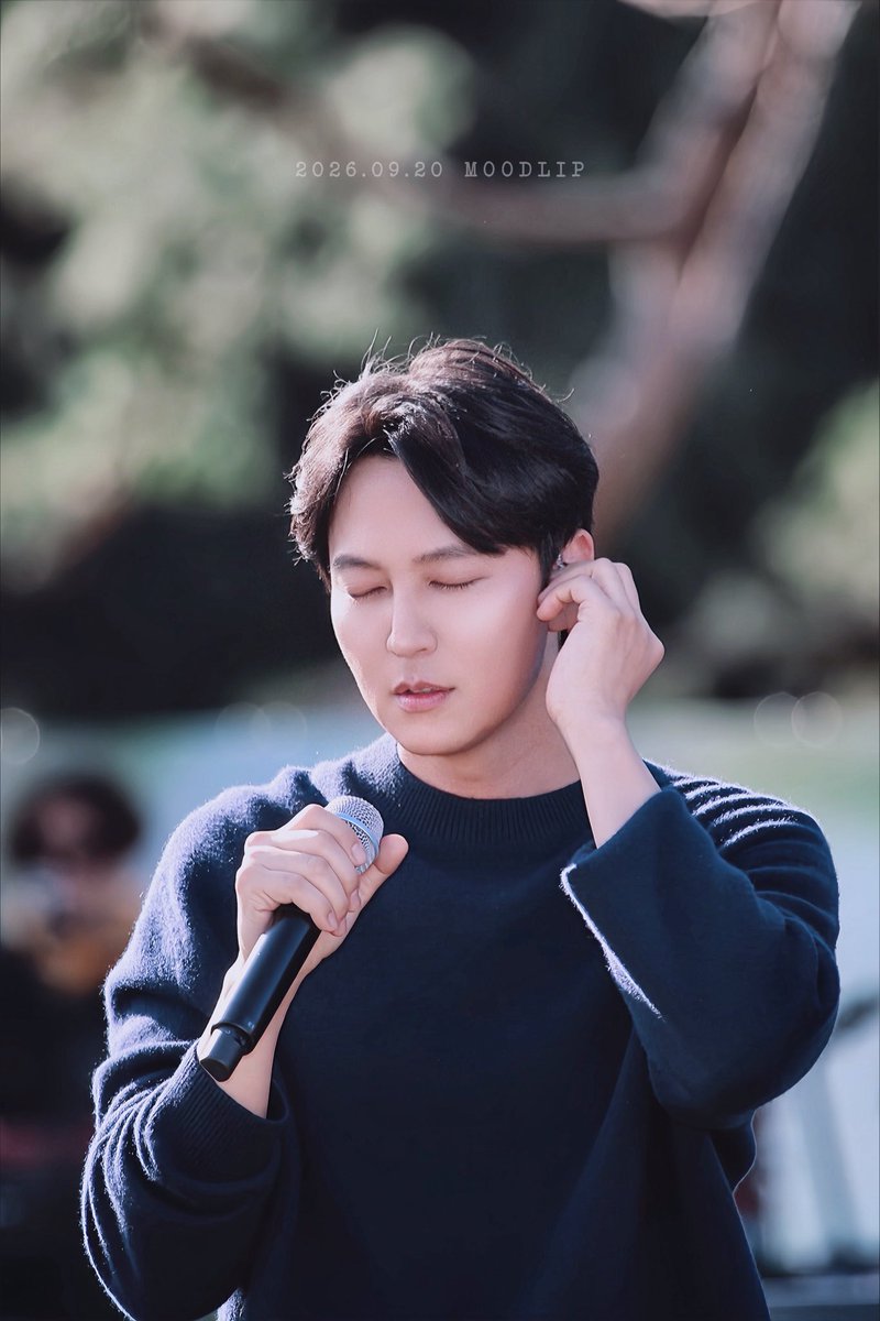mood_lip's tweet photo. 📌

260920 KB조이올팍 페스티벌

난 오늘 졸도🫠

#김남길
#KIMNAMGIL https://t.co/KmukncX9Dw