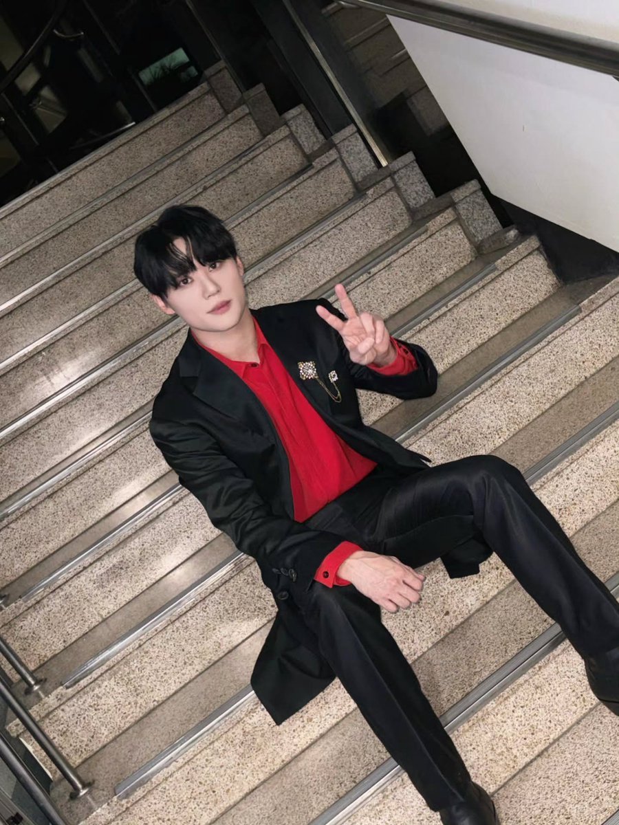 Jxlovey86's tweet photo. KBS 김김 완성💚🩷 https://t.co/Uc5UR0fsiX